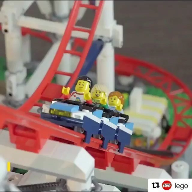 lego town square creator
