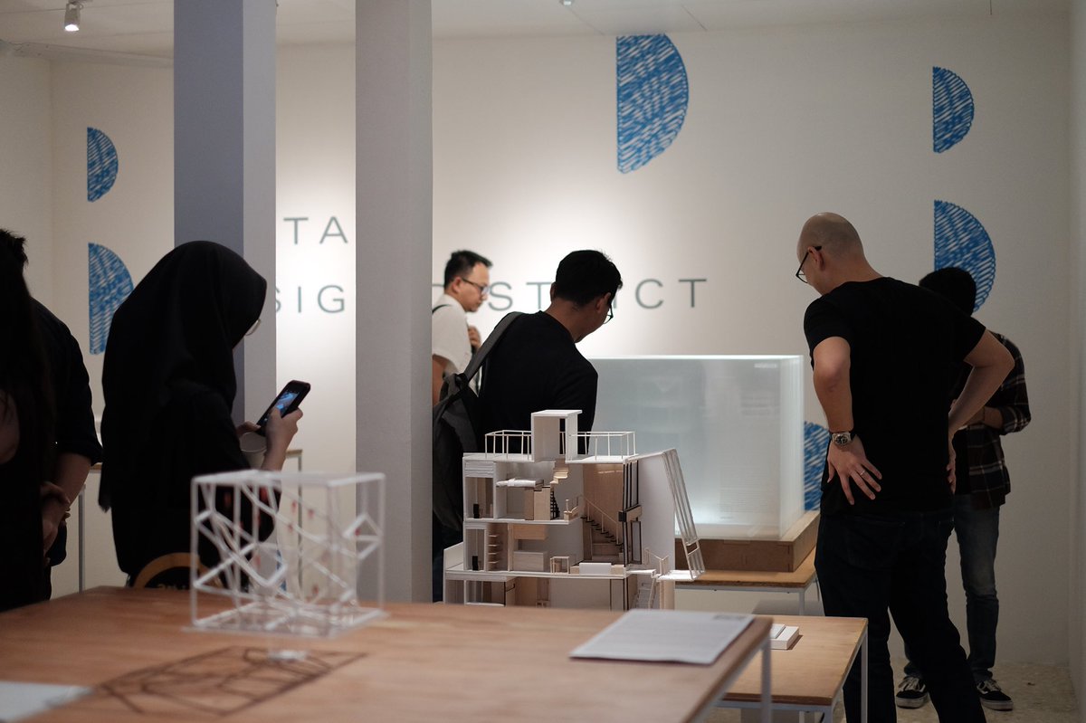 GabiOsri's tweet photo. Find #3500mmHouse by @agoarchitects at exhibition 1x1 #bintarodesigndistrict2018. Visit Kopi Manyar Bintaro from 11-20 October, and let's #giveitAGo! https://t.co/ne3Jgol0N0