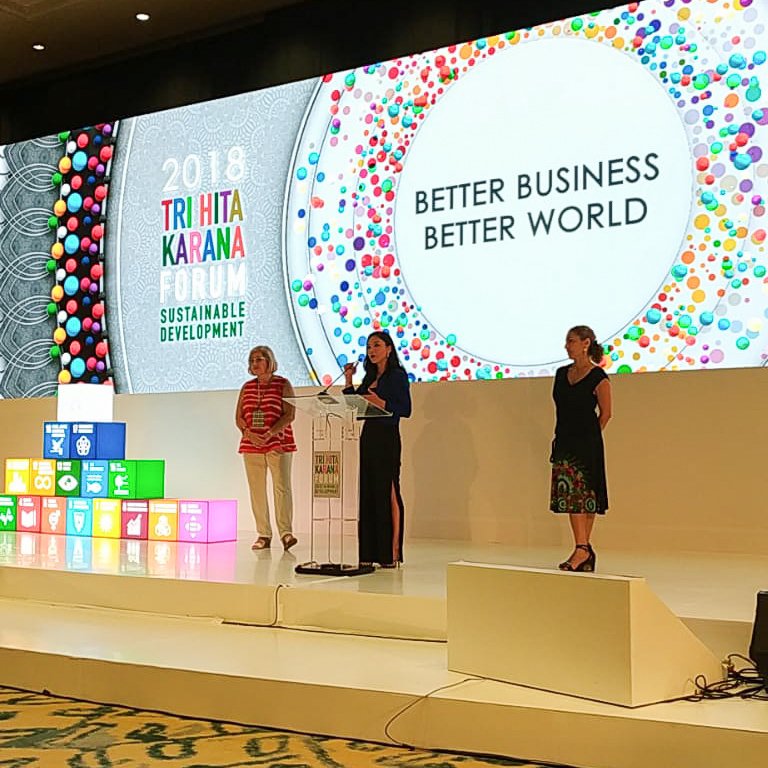 Closing ceremony of Tri Hita Karana conference with <a href="/shellyporges/">Shelly Porges</a>, @scsarahchen and <a href="/AnoushehAnsari/">Anousheh Ansari</a> on stage talking about #TheBillionDollarFund #TBDFwomen #DayOfTheGirl