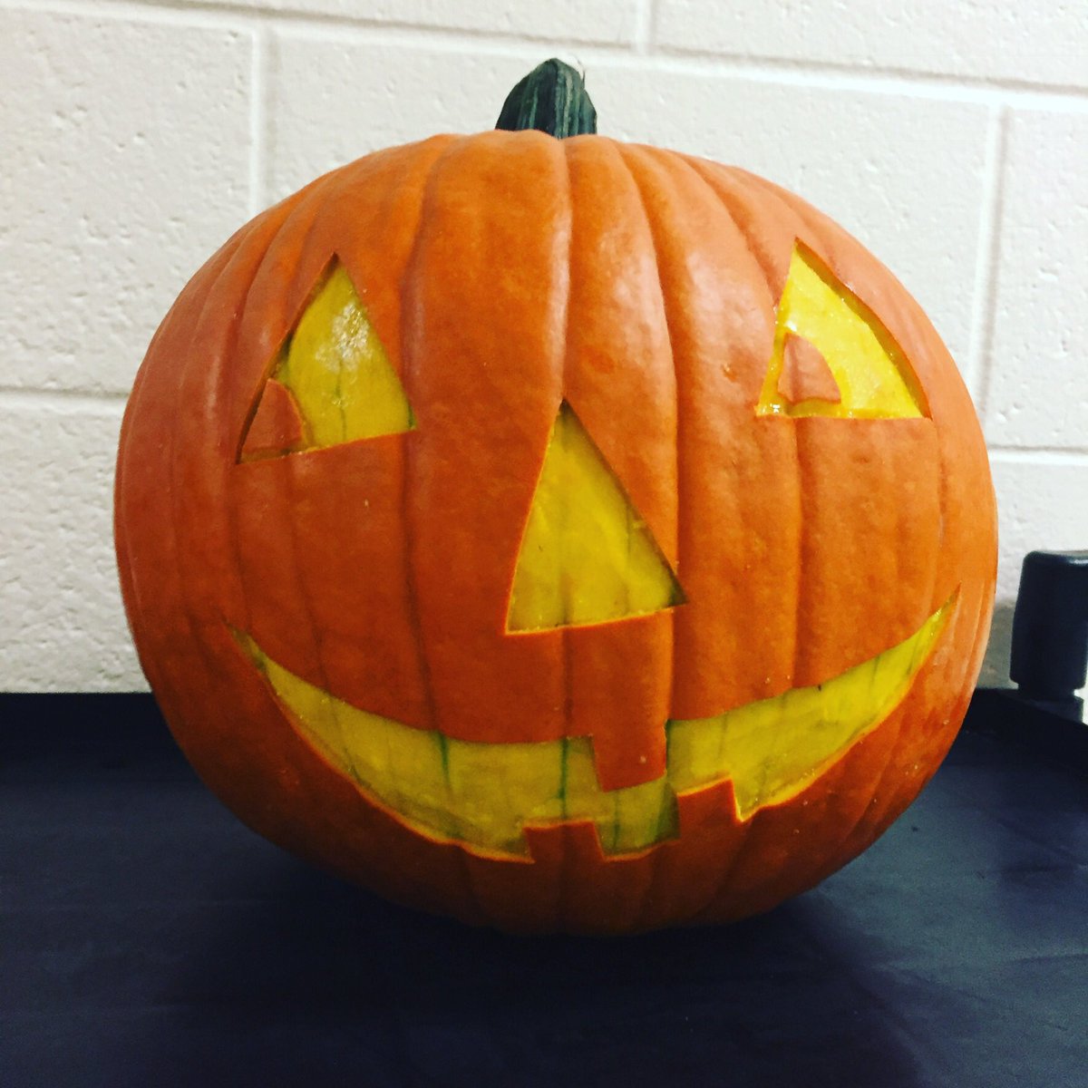 BrianBrookman's tweet photo. This month’s Teaching Kitchen is all about pumpkins, featuring Libby’s canned 100% pumpkin purée. At Breton Rehabilitation and Living Center the residents made a fall salad with a pumpkin vinaigrette dressing. @MCL_AllIn @MCL_CBodanza @bethebenchmark @mcl_at @MorrisonCLiving https://t.co/9vR4RjEEip