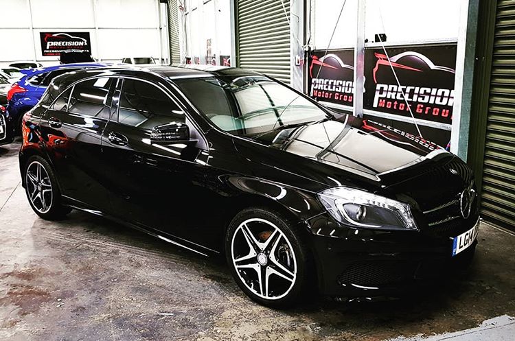 G3Professional's tweet image. 📷: @parma_automotive Want 6 months protection and an amazing shine? Then the Farecla G3 super gloss paste wax is what you need!. Easy to use, leaving amazing results
#farecla #g3professional #detailing #cardetailing #autodetailing #detailersofinstagram