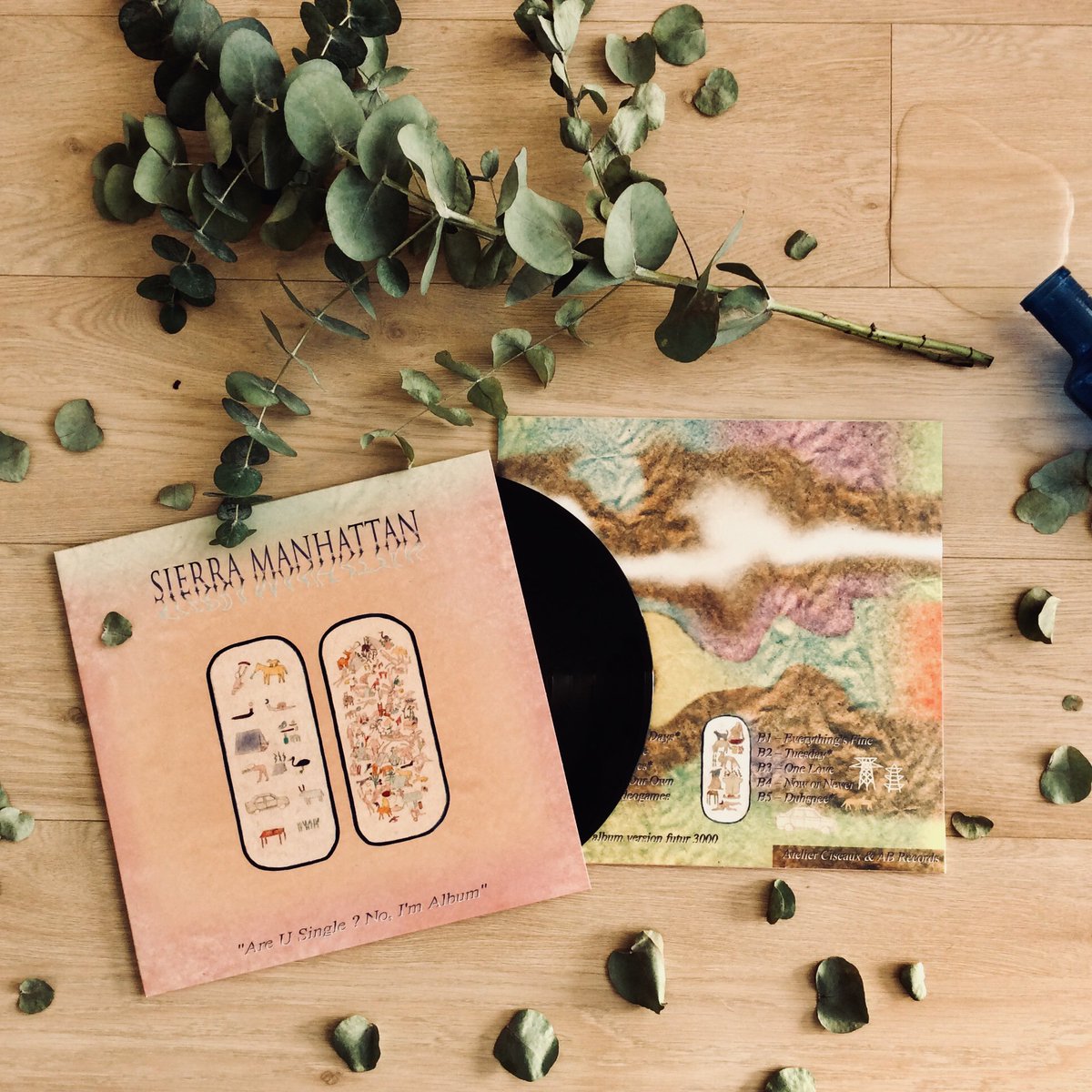 ARE U SINGLE ? NO, I’M ALBUM ! 
The new SIERRA MANHATTAN’s album is out now on Atelier Ciseaux/ AB Records ! Listen > goo.gl/r4JuJ9 / Get your vinyl NOW > goo.gl/CUFi3R