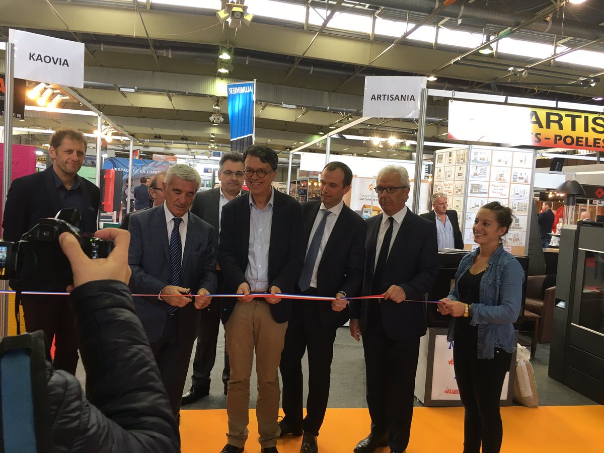 fxbrunet's tweet photo. Inauguration ce matin du 7ème #SalonMaisonTarbes organisé par @CCITarbesHP avec #CMA65, #BTP65, #CAPEB65 en présence de @Prefet65, @GerardTremege, @hautespyrenees https://t.co/bQZovRtkOi