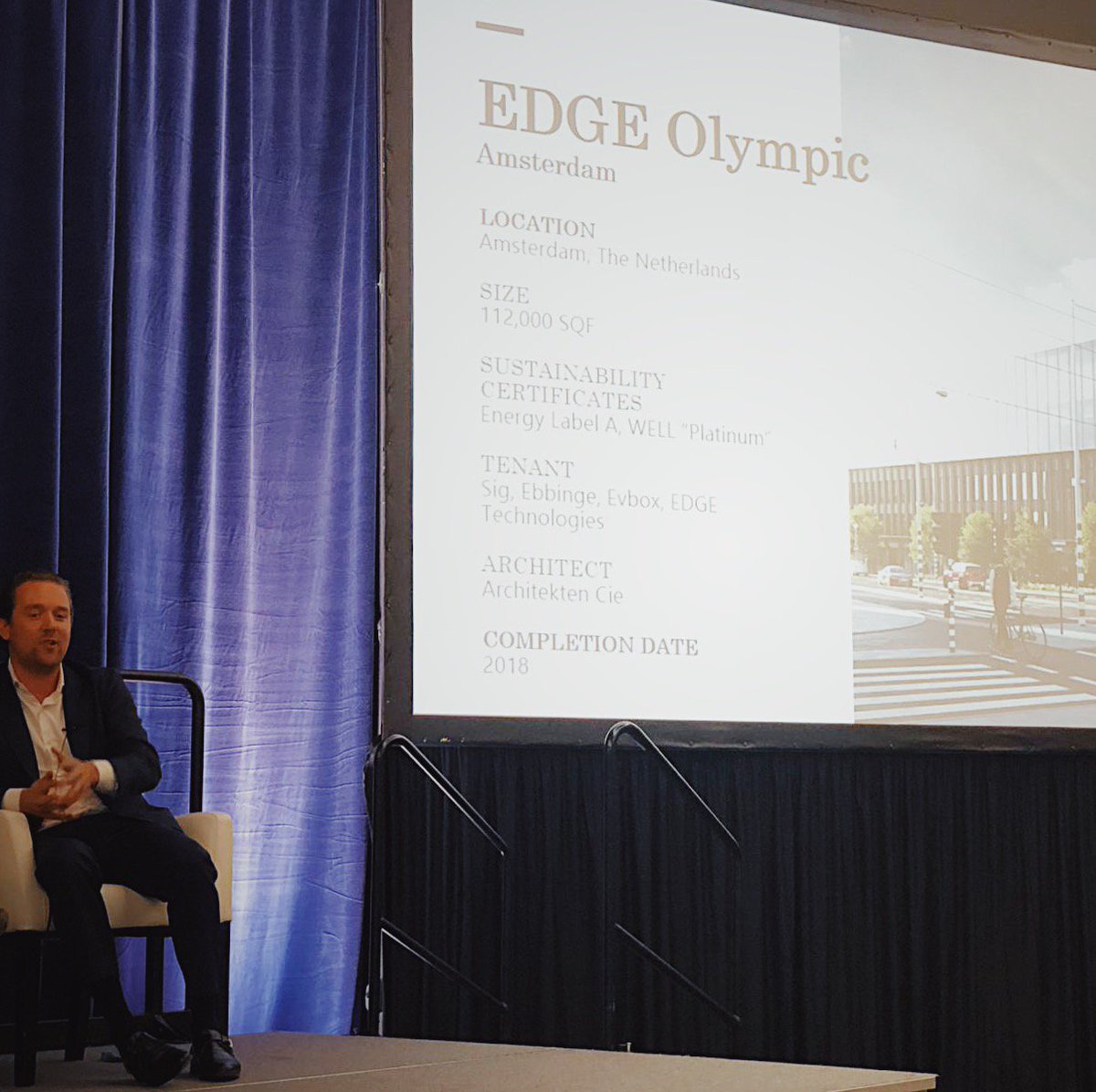 EdgeTech_'s tweet photo. Serious EDGE Speaker takeover across the globe this week! Our USA Executive Managing Director @JanHeinLakeman during the @UrbanLandInst fall Meeting in Boston discussing Investor and Developer Insights on the Business Case for Healthier Places. #EDGETechnologies https://t.co/8iV07yVRYv