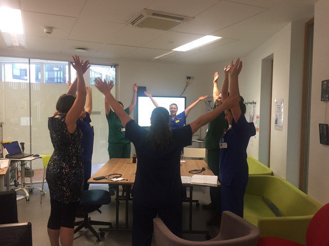 Apparently the midday meeting in #AMU @NorthBristolNHS today was a little 'stressed' so I lead a quick grounding exercise #staffwellbeing in action, shall we make it a regular thing? @dr_nigel_lane @FranNeubes @Chauders0117 @emma_stedman @Jr6Emily