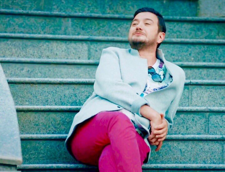 Hadeer183's tweet photo. ازاي ياجماعة محدش يفرحني ويقولي ان محمد هو اللي هيعمل الاعلانات مش كوبيلاي انا لازم اقيم الافراح بالمناسبة السعيده دي😭😭💃🏻💃🏻💃🏻 وعمنا محمد يعمل اللي هو عايزه ميقولش علي الاعلانات ويتأخر براحته ياويلها اللي تزعله هتلاقيني في وشها 🙏🏻😂😂😌هعيط من الفرحه😭
#Muhteşemİkili https://t.co/ww7BUC5qnE