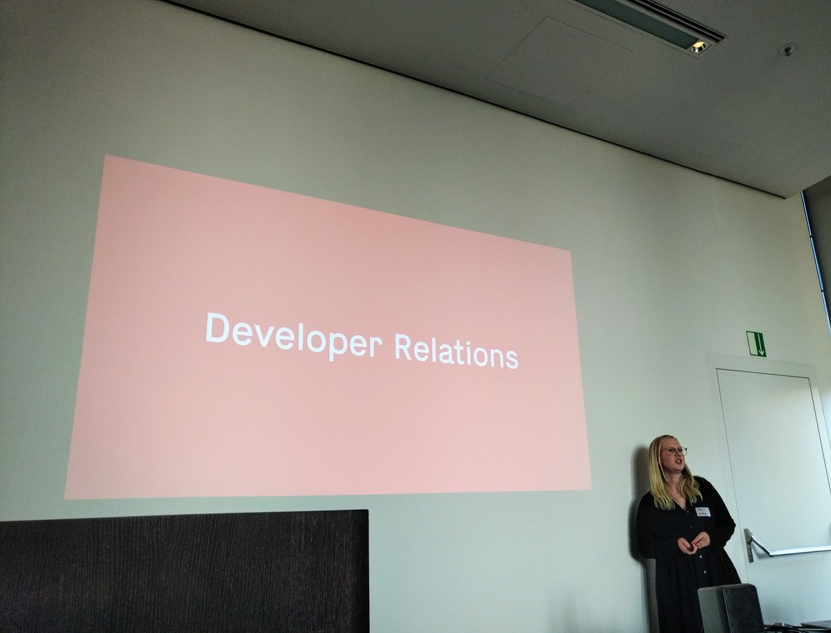 SteffiWeinaug's tweet image. .@kotzendekrabbe is telling us about her first year as #devrel. She has been busy doing great community work! #s2techsession