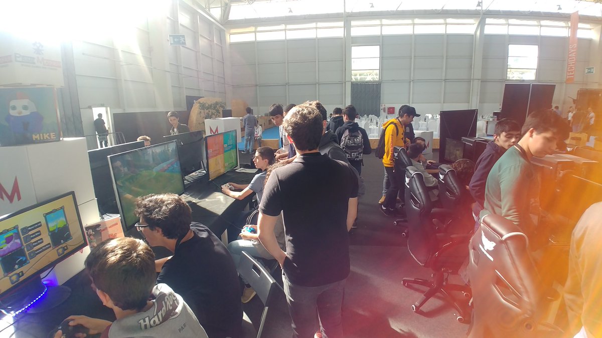 OXStudio_'s tweet image. Showcasing @Capture_Game at Tech Days in Aveiro

#indiedev #gamedev #madewithunity #photography #puzzle #exploration