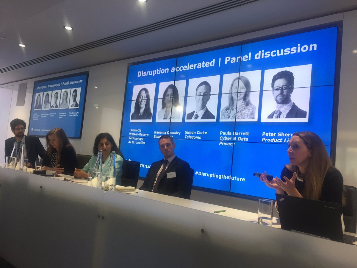 dal_banwait's tweet photo. #ESTechConf2018 on #Disruptingthefuture AI utilised for recruiting is great, but question is it perpetuating discrimination if not managed appropriately https://t.co/fxAI6gvmev