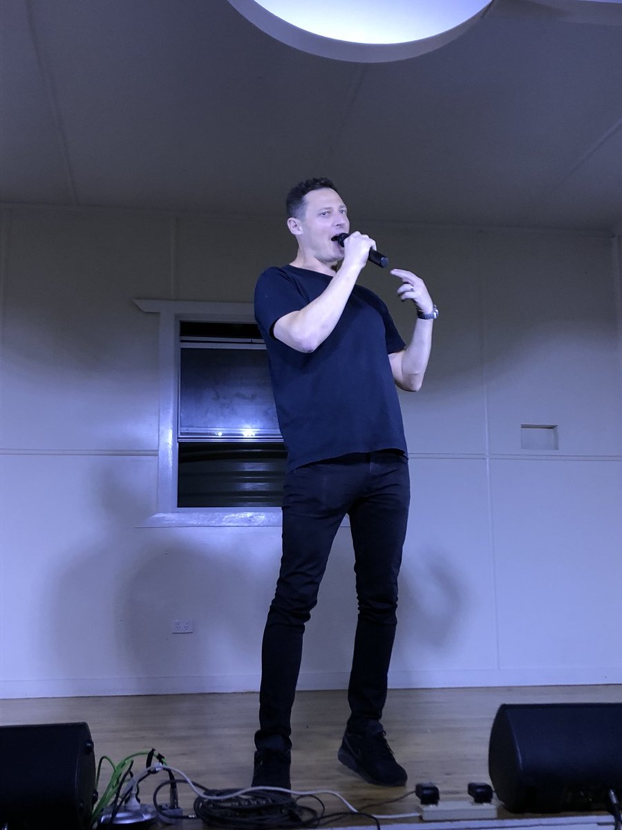 RUboggedmate's tweet photo. Fantastic night & awesome crowd in Drillham at Not Just for Laughs! #merrickwatts #melbutle #adameckersley #brookemcclymont #notjustforlaughs
@WesternDownsRC https://t.co/yn59ym3rau