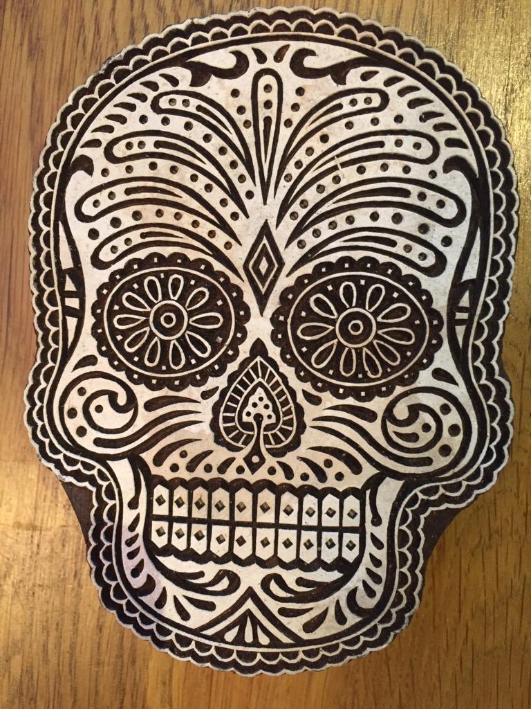 Half Term classes booking up fast...take a look graffiti, craft &amp; show, hand printing and of course sewing.  
splattermake.co.uk/classes-for-ch…