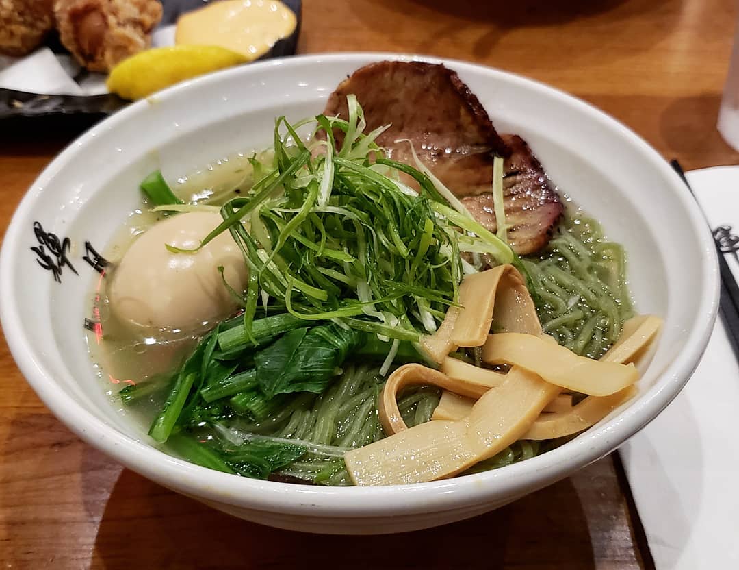 Kale you believe it's the weekend already?

📷 : @linxyou

🍜
🍜
🍜
🍜
🍜