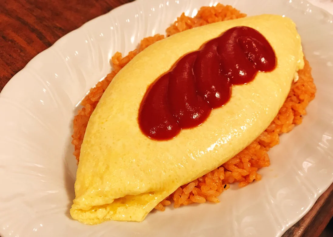 なにこれ？！ぷるっぷるの卵が乗ったオムライスが絶品！！