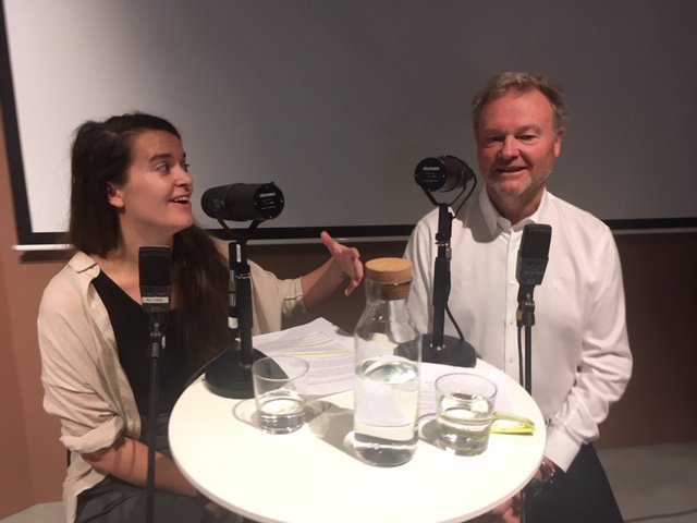 PensjonsKnut's tweet photo. Høy stemning og mange gode spørsmål når @frilanslivet tar opp ny episode av podden med #pensjon som tema med @PensjonsKnut som gjest. Utrolig viktig tema for dere mange som er frilans, selvstendig og grundere. Les mer om dette på https://t.co/Kn0zaHc33X Takk for invitasjonen! https://t.co/ggRciHmRqN