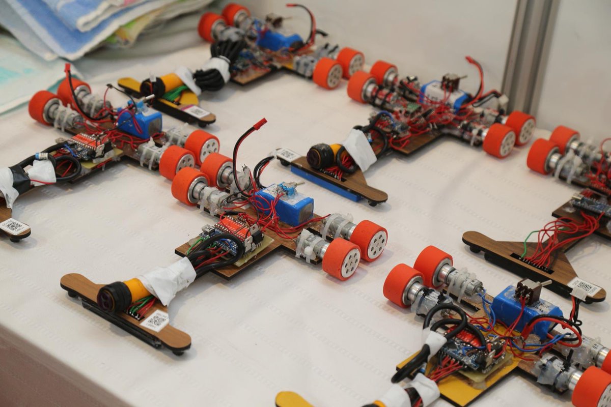 Kentimizin fuar potansiyelini arttırmaya ve şehrimizi nitelikli fuarlarla buluşturmaya devam ediyoruz. <a href="/networkfuar/">Network Fuar</a> işbirliğiyle düzenlediğimiz Bursa Bilim ve Teknoloji Fuarı-BİLTEK’in açılışını gerçekleştirdik. Tüm halkımızı 4 gün boyunca devam edecek fuara davet ediyorum.