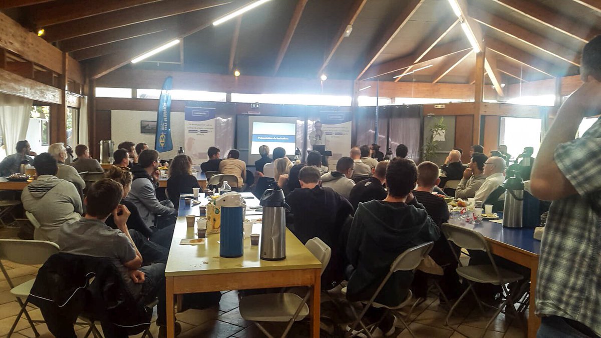 laurence0501's tweet image. Les équipes sont en place et travaillent sur leurs solutions. #motivés #code4marseille