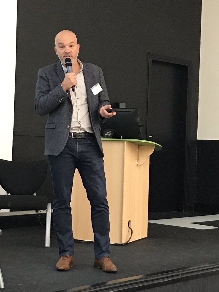 « Attention #bioplastiques ne veut pas dire zéro déchets, la récupération de ceux-ci reste à renforcer ! » alerte V Pluquet <a href="/Vegeplast/">Vegeplast SAS</a> ce jour au #Colloquebioeco <a href="/UniLaSalle_fr/">UniLaSalle</a> <a href="/AcademieAgri/">Académie Agriculture</a> #Beauvais