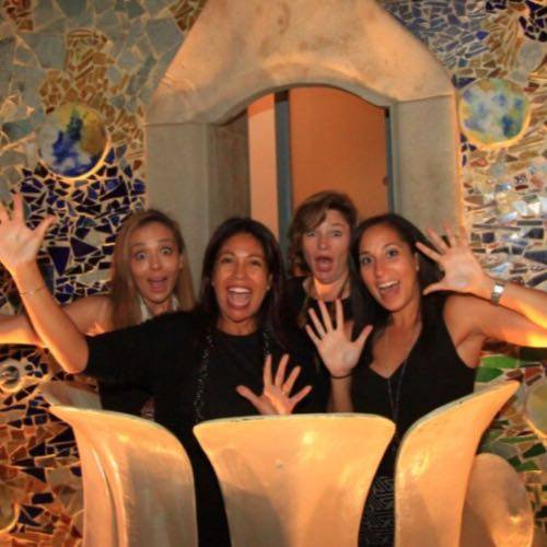 NoteCarolina's tweet photo. The WOW Effect of #VMworldBeginsWithMe and has a contagious effect on our Customers and Partners, as is demonstrated by the Transform Networking and Security Marketing team at Casa Batlò #VMworld 2017. https://t.co/Ft5QzLO4Nq
