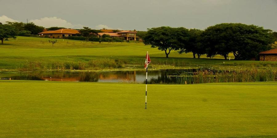 MatjiLerato's tweet photo. White River Golf Course is another example of how exquisite this Nelspruit is. Go to the website and make your booking.
#4theLoveOfSA
#Mbombela
#ENG2604
https://t.co/bfXmVL2o2g https://t.co/8WRmGV7H77