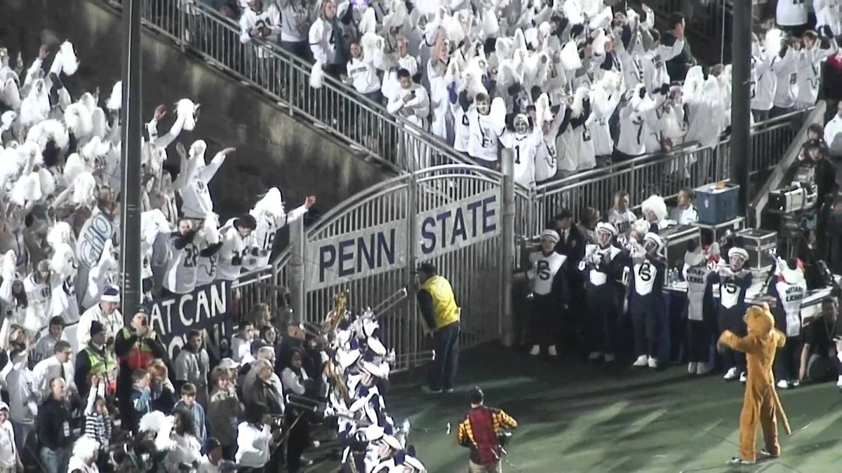 901_sxvxge's tweet photo. Blessed to receive an offer from Penn State🙏🏽 #DaSavageWay🤟🏽 @Football_BCS @RivalsJohnson @johnvarlas @HamiltonESPN @PennStateFball @coachjfranklin https://t.co/VAcQreAz4y