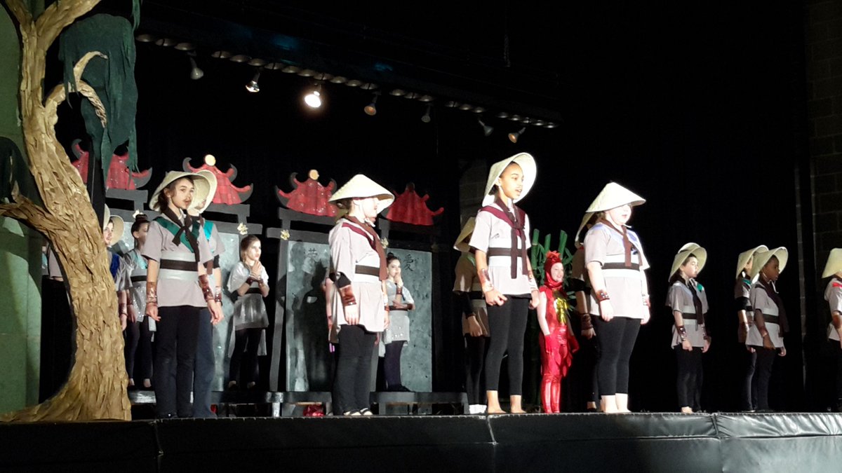 IAAChicago's tweet photo. #Throwback to our production of Mulan Jr. at St. Giles Elementary!
#infinityartsacademy
#ThrowbackThursday
#tbt
#mulanjr
#disney
#stgileselementary
#mushu
#luckycricket https://t.co/lBnm5caIC5