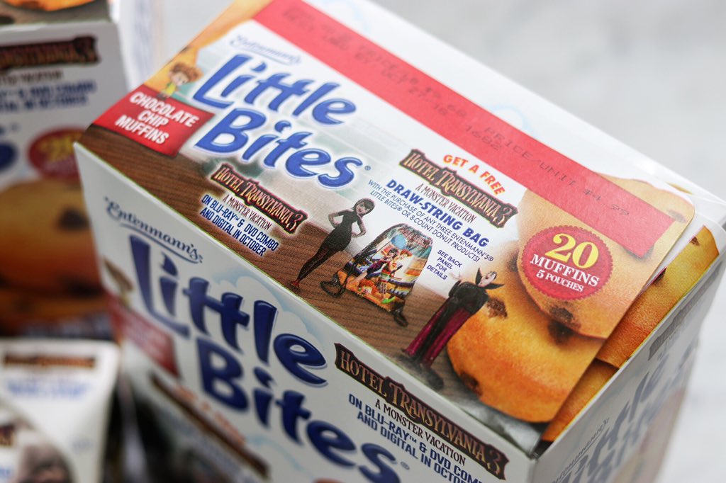 fabeveryday's tweet photo. GIVEAWAY! I’m hosting a #giveaway for a $25 virtual gift card + 3 packs of @Entenmanns &amp; Little Bites® to celebrate the release of @HotelT 3 on digital &amp; DVD &amp; the freebie offer on Entenmann’s® Little Bites® packages! RT to enter by 10/14! Learn more: https://t.co/uuFxoL8AcL #ad https://t.co/pD40cCpvvF