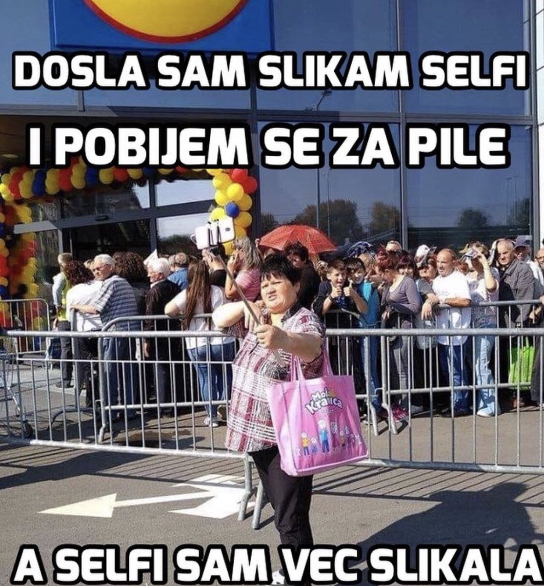 PovracaTigar's tweet photo. Ahahahahahhahahahahahahahhahahahahahahhahahahahahhahahaahahah jebem ti baba majku #nmsj https://t.co/4zyvS2L4FC
