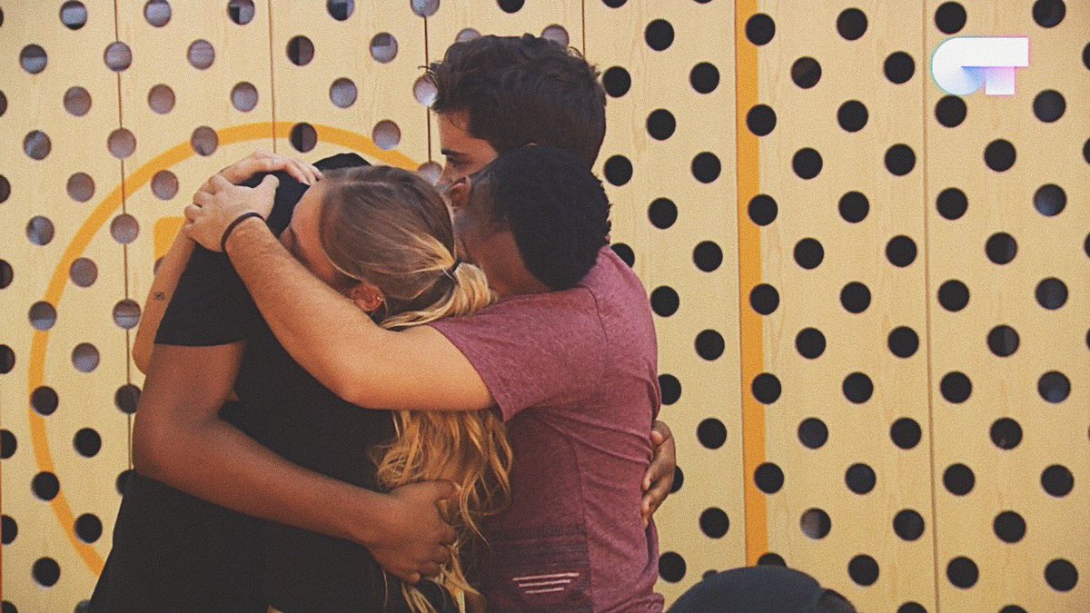 best of famous tweet media