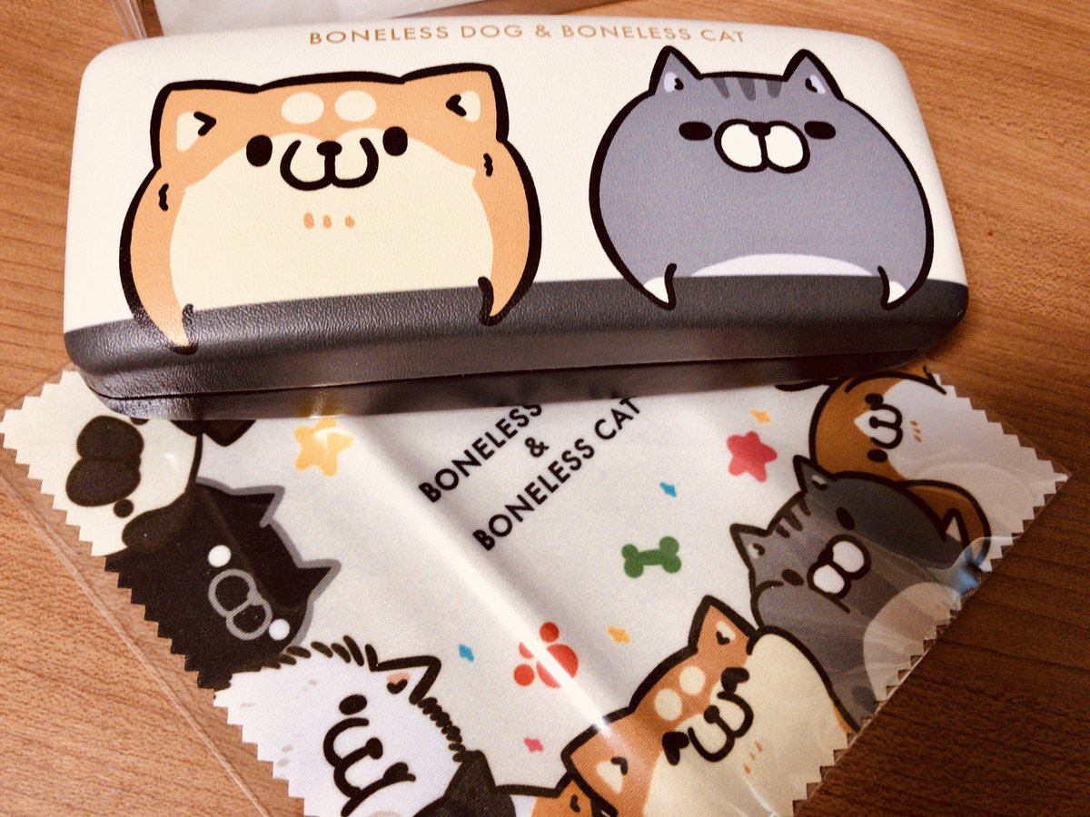 胡椒 Ar Twitter ボンレス猫のメガネケースをゲットしてきました W