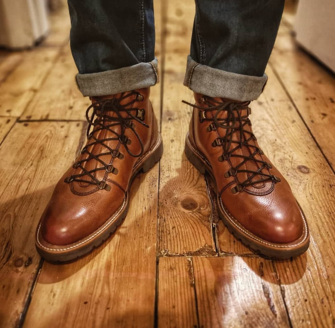 Barker Shoes on Twitter: &quot;Your photos 📸 Glencoe is proving a very popular  choice from our new Autumn Winter collection. This charming #hikerboot  boasts both versitility and style: https://t.co/08UvpHS57j…  https://t.co/MElwyjOcPW&quot;