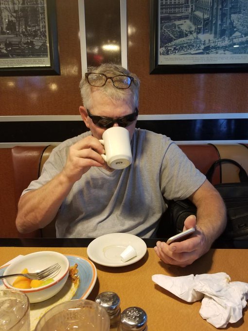 View image on Twitter