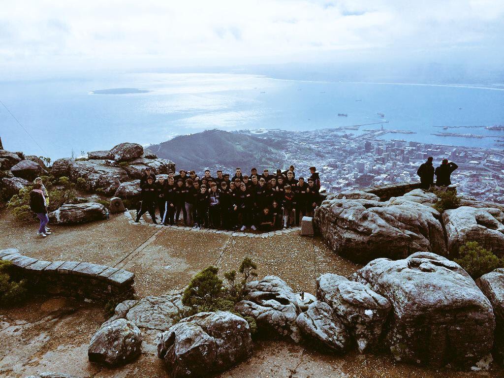 RiddlesdownPE's tweet photo. A throw back to #SA2015 So many great memories! Looking forward to making many more during #SA2020!! Letters are available from the PE office and please email Mr Edwards to register your interest in the trip or for any further questions πΏπ¦β½οΈπ #tbt #footballrugbytour https://t.co/gdfplnyhEL