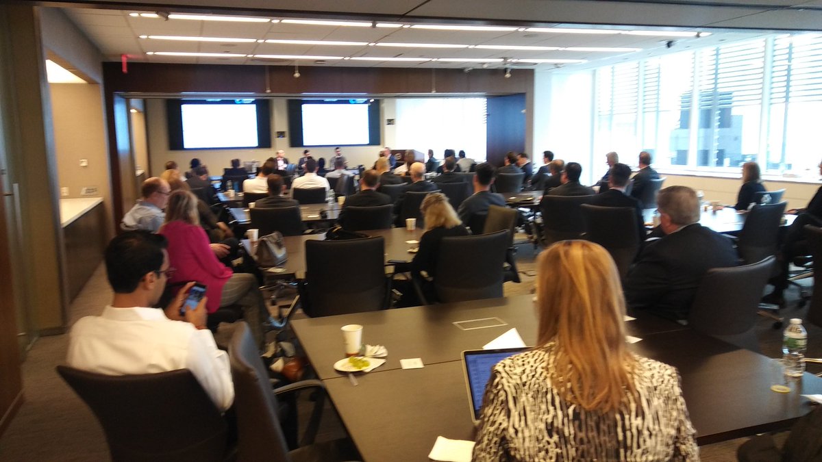 angela_tise's tweet photo. The weather outside is not the only place that's heating up!  The NYC CFOLC is talking about one of the hottest topics this morning; Blockchain Technology...how much do you know? If you were here you are definitely in the know! Thanks to our panelists for enlightening us! https://t.co/KPx3Co9Jm5
