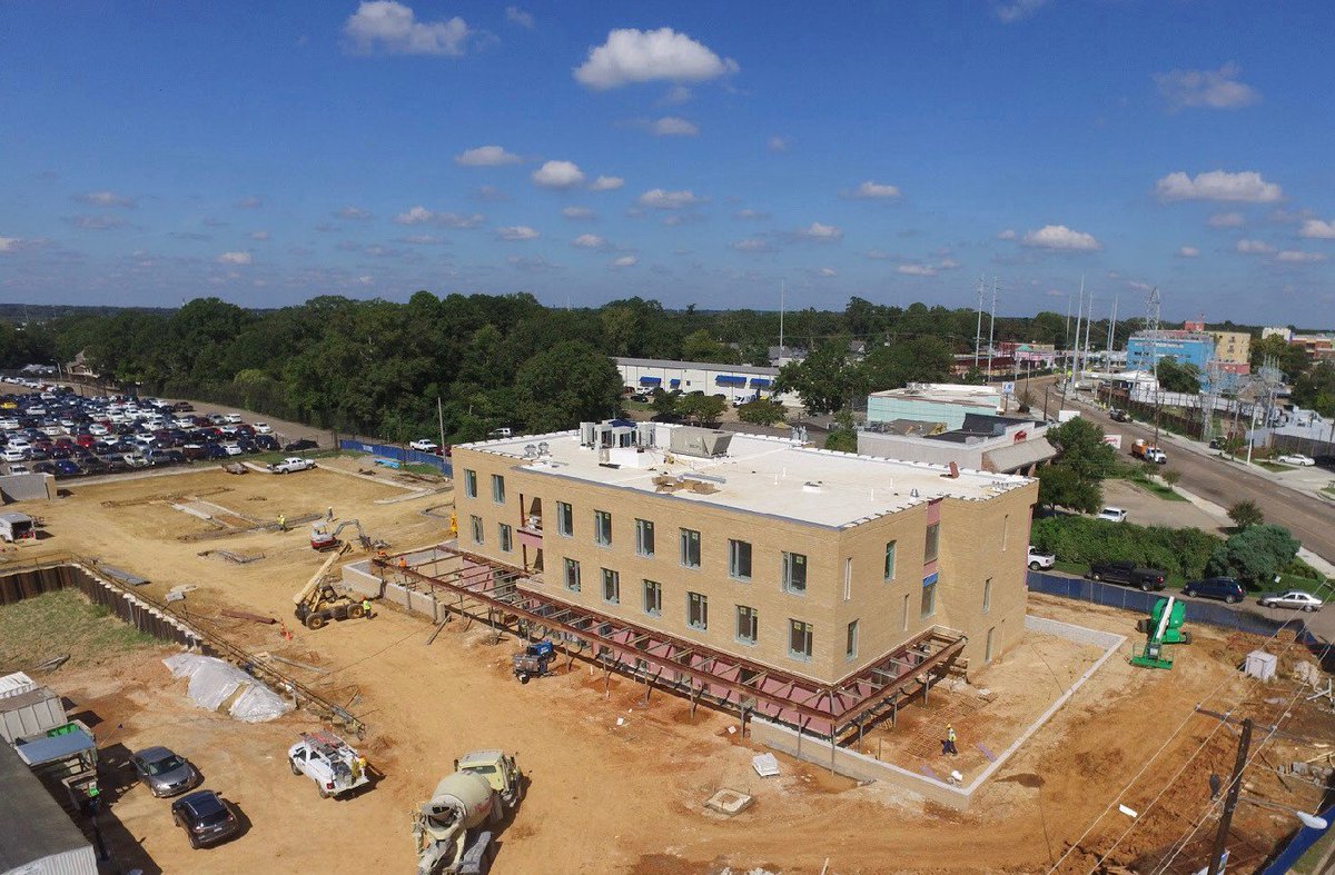 Trivers_Arch's tweet photo. Our latest American Cancer Society project in Jackson, MS is nearly complete. The new Hope Lodge will provide 32 guest rooms within walking distance of the vibrant Fondren District + the University of Mississippi Medical Center. Photo: Yates Construction. #acs #triversarchitects https://t.co/MNLEZlfuj9