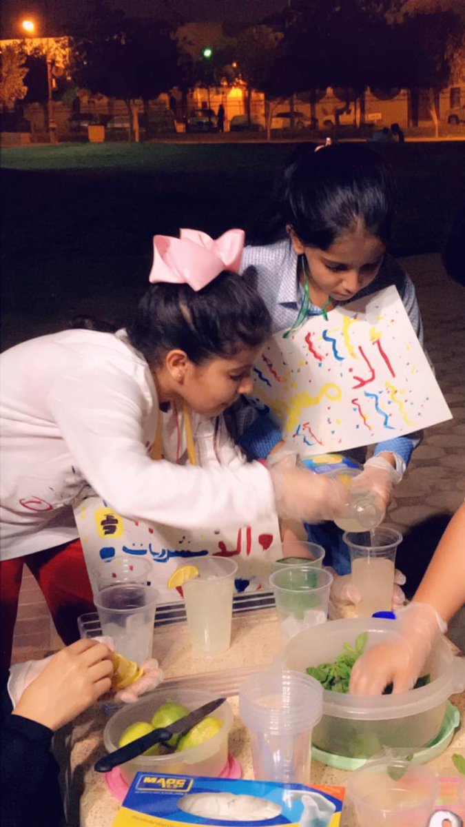 تجهيز المبيعات من قبل الأطفال بعد أن أعدوا لوحاتهم التسويقية الخاصة 😊
محاكاة #فريق_إعطاء #انت_قادر