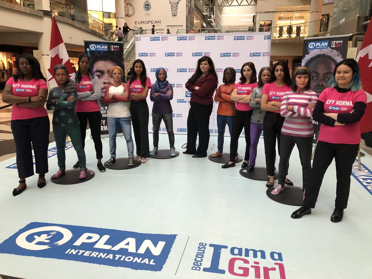 criseboro's tweet image. About to kick off our @PlanCanada event at the TO Eaton Centre w Defiant Girls - challenging the status quo to #DefyNormal for #DayoftheGirl - its not acceptable for 75% of Cdn girls to be sexually harassed.
