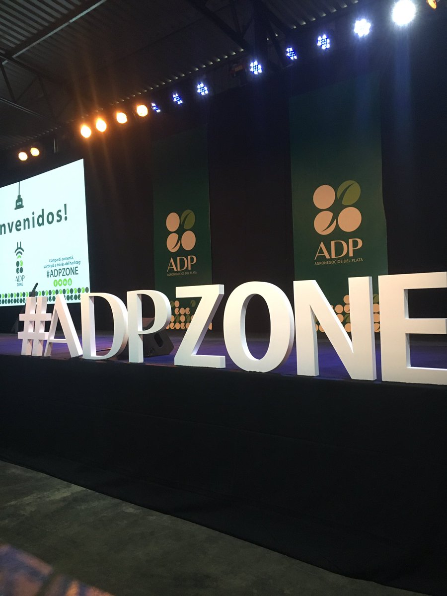 CarlosRydstrom's tweet photo. Presente en el #ADPZone18 junto a @rafatardaguila https://t.co/n7cW3A2vUq