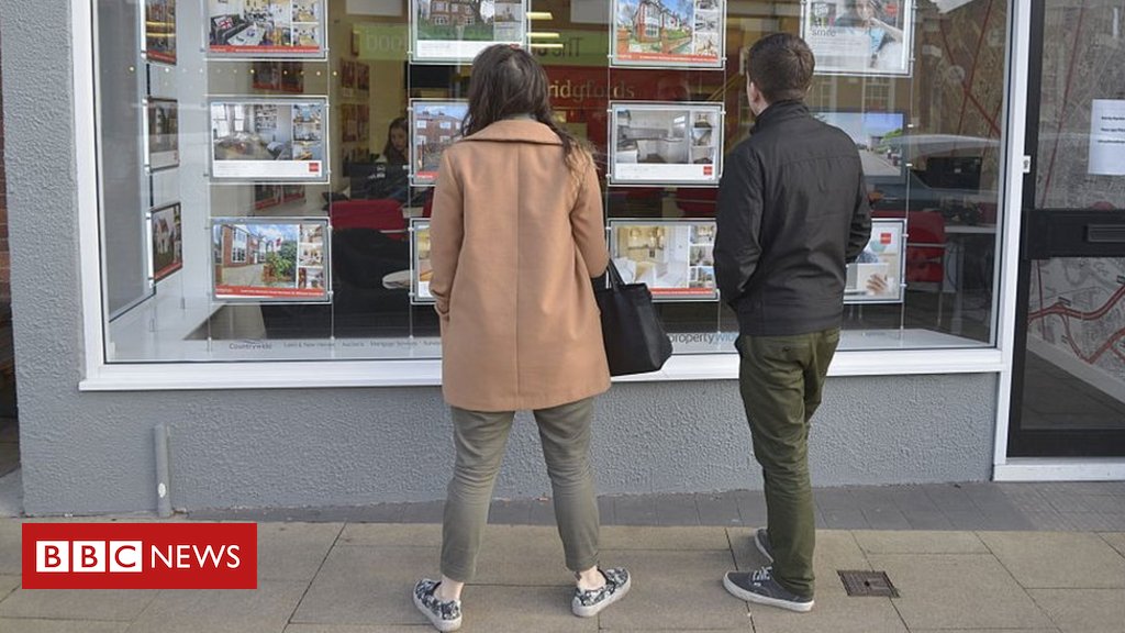 MoveItNetwork's tweet image. 40% of young adults with deposits still cannot afford to get on the ladder bbc.in/2Pq2UwB