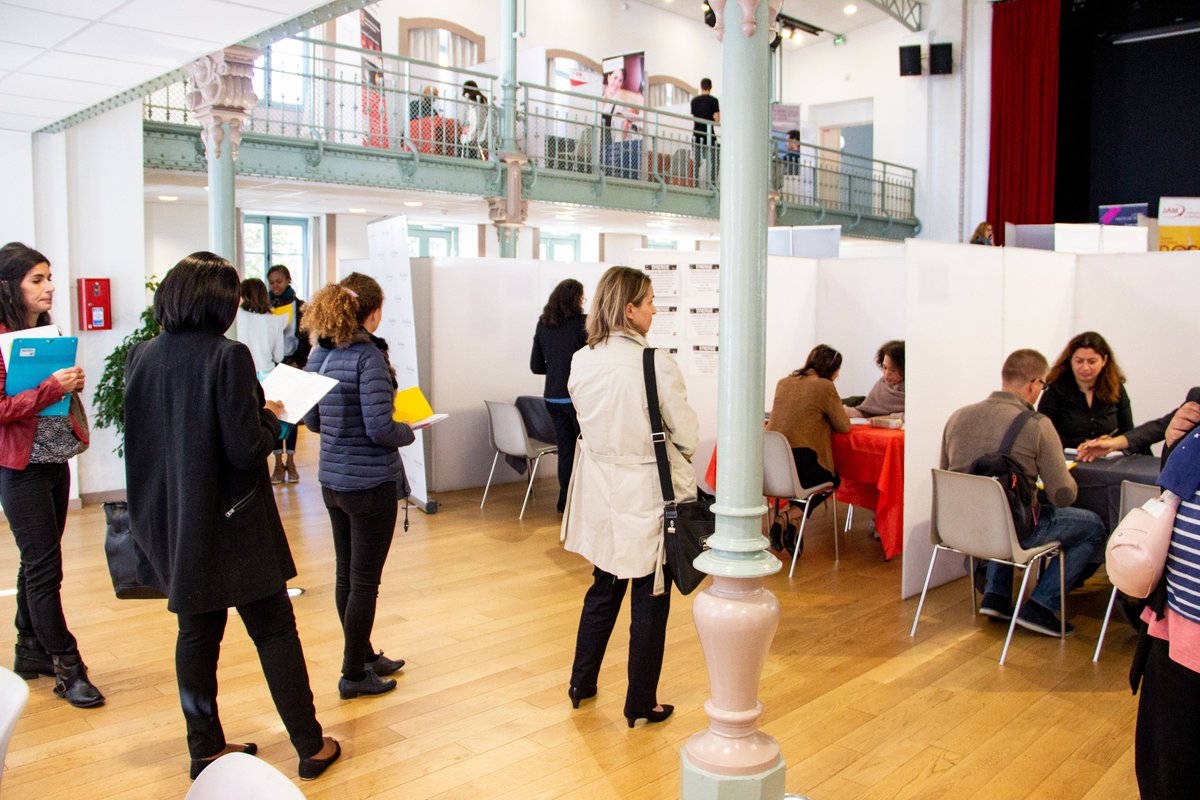 L'<a href="/OpenHackademy/">OpenHackademy</a> était présente au forum de l'emploi de Suresnes . Nous avons rencontré plein de jeunes intéressés par les métiers du #numerique ! 
Et merci <a href="/villedesuresnes/">Ville de Suresnes</a> pour l'organisation !
<a href="/linagora/">Linagora</a> <a href="/czapolsky/">Carole Zapolsky</a> @benamaranadjib2