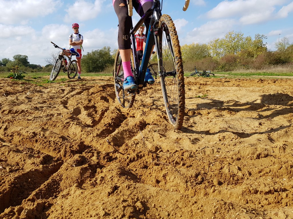 Oaklands Wolves Cycling Academy tweet media