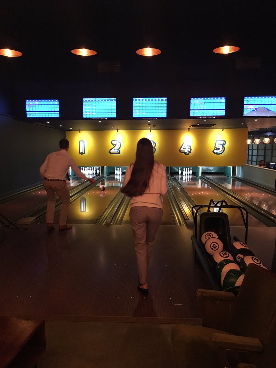 CatherineAnneHF's tweet photo. @leathesprior bowling with @Durrants_Ltd and his team from #durrants #leathesprior #realestate https://t.co/R3POmUD6Oc
