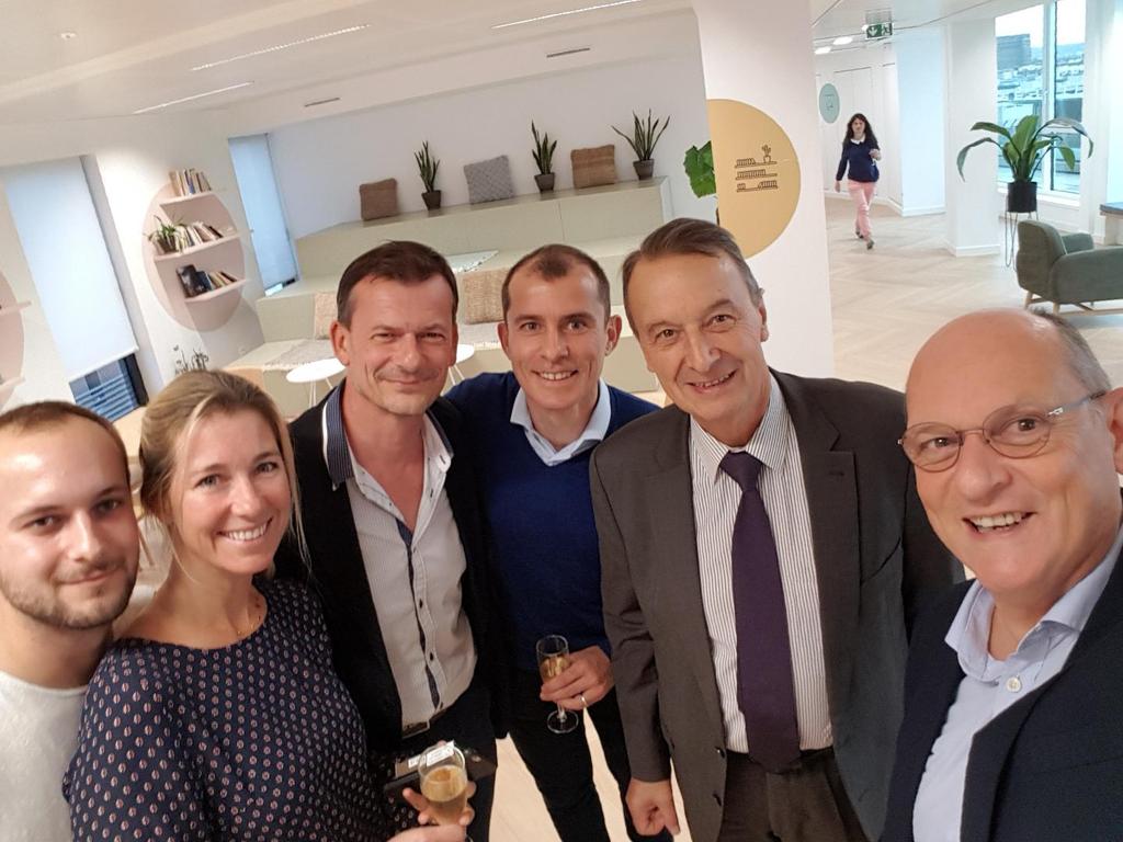 SCochepain's tweet photo. Avec @RMuzeau inauguration de @morningcowork en entrée de ville. #clichysetransforme #newplacetobe https://t.co/5XW1YqdwEj