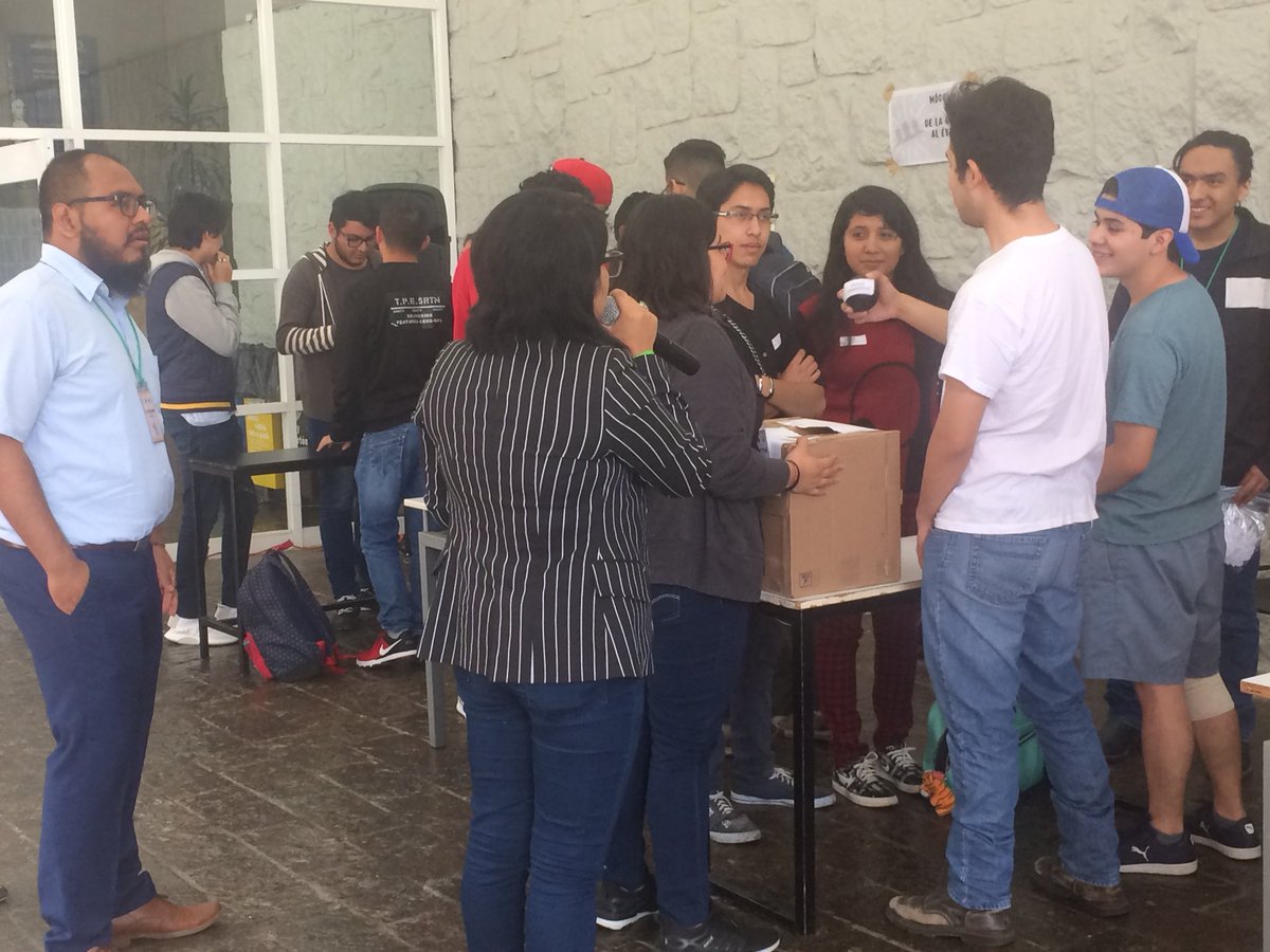CA_UNAM's tweet photo. Comienza el Rally Emprendedor de la Comunidad de Aprendizaje de Economía (CAFE) en la Facultad de Economía. 🤓🙌🏆 https://t.co/2kcCY2fr0n