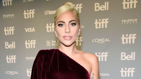 robscombr's tweet photo. Letra e Clipe: Lady Gaga - Shallow feat. Bradley Cooper https://t.co/lMbt3PNCOO https://t.co/AlselGyNOm