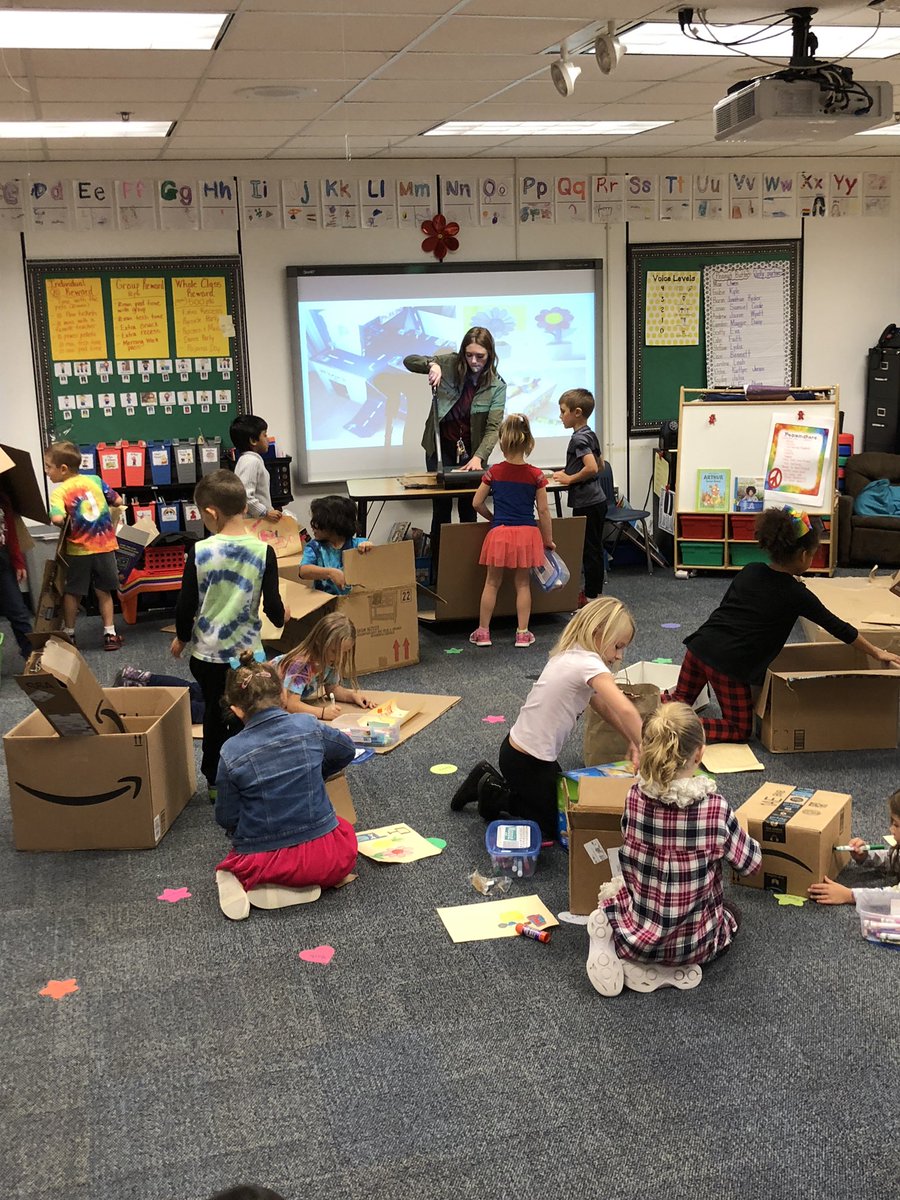 WildcatsLibrary's tweet photo. ❤️getting to help @cberak and @graffshelly in Multi-Age with their #globalcardboardchallenge projects today! #creativitytothemax #librarianandmom @WildcatsTweets @bvlibraries https://t.co/4ezbkuBjMk