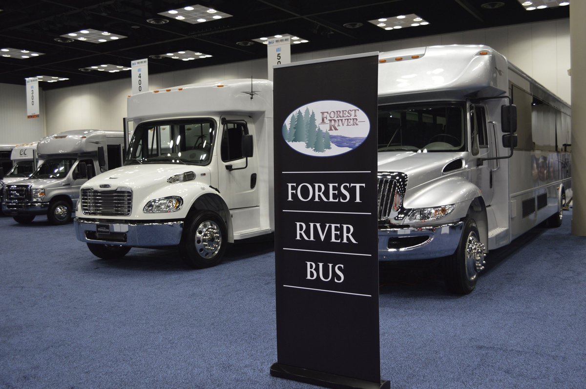 METROmagTweet's tweet photo. What did you miss at #BusCon2018? A bunch! Including talks about the latest in mobility and new offerings from @BYDCompany, @MCIcoach, @ForestRiverBus and more. https://t.co/Y6HbRr6ZeG https://t.co/Bvv0zBgaKr