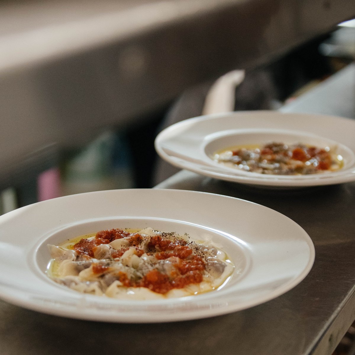 Un autre de nos classiques: les mantis ou raviolis turcs au bœuf avec yogourt à l’ail et tomates pimentées. Ils sont toujours au menu / Another one of our classics: mantis or Turkish beef ravioli with garlic yogurt and spicy tomato sauce. They're always on the menu #Montreal