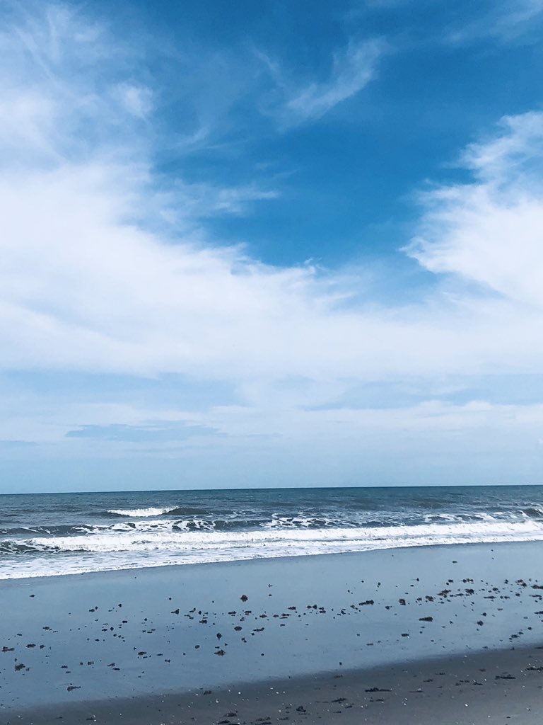 MonBeerDM's tweet image. Can’t complain too much though. Soaking up some rays in the sunny part of Florida. 😎👌🏽