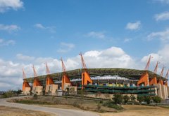 Lawrence35754's tweet photo. As a sport fanatic who is passionate about soccer. The Mbombela stadium offers a unique overview. You could never go wrong with visiting the stadium with zebra-like colours on the seats. 

#ExploreSouthAfricanBeauty 

#MbombelaNelspruit 

#ENG2604 

https://t.co/fsvWi5cnPX https://t.co/coRJGxCCOh