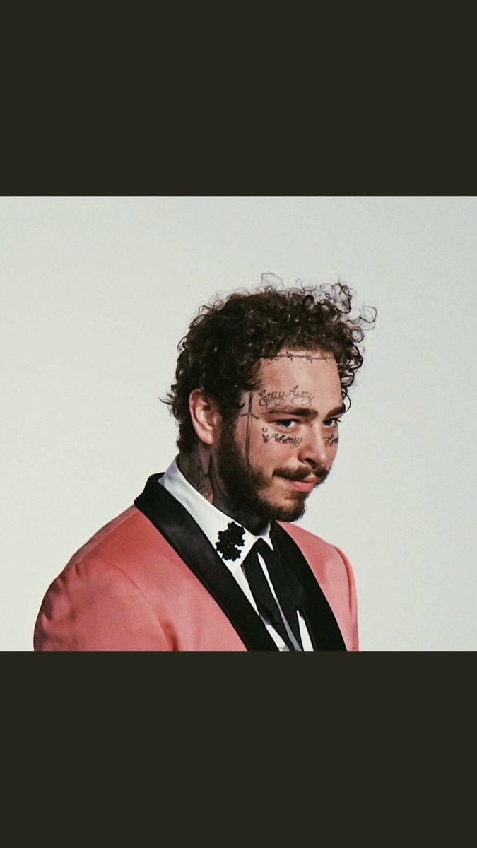 foxinsox7's tweet photo. Wow @PostMalone you’ve aged well https://t.co/ydvE5JmXqn